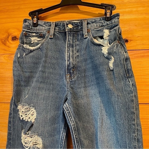 Abercrombie & Fitch Curve Love High Rise Mom Jeans Distressed 25 - Picture 3 of 10